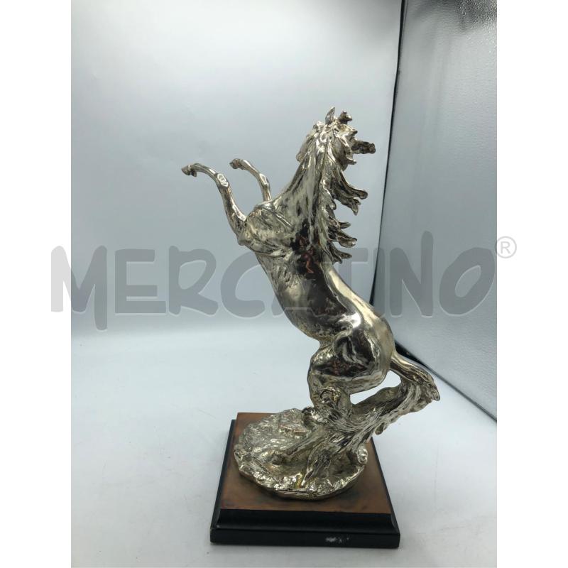 STATUINA CAVALLO RAMPANTE G. ARMANI  | Mercatino dell'Usato Avellino 4