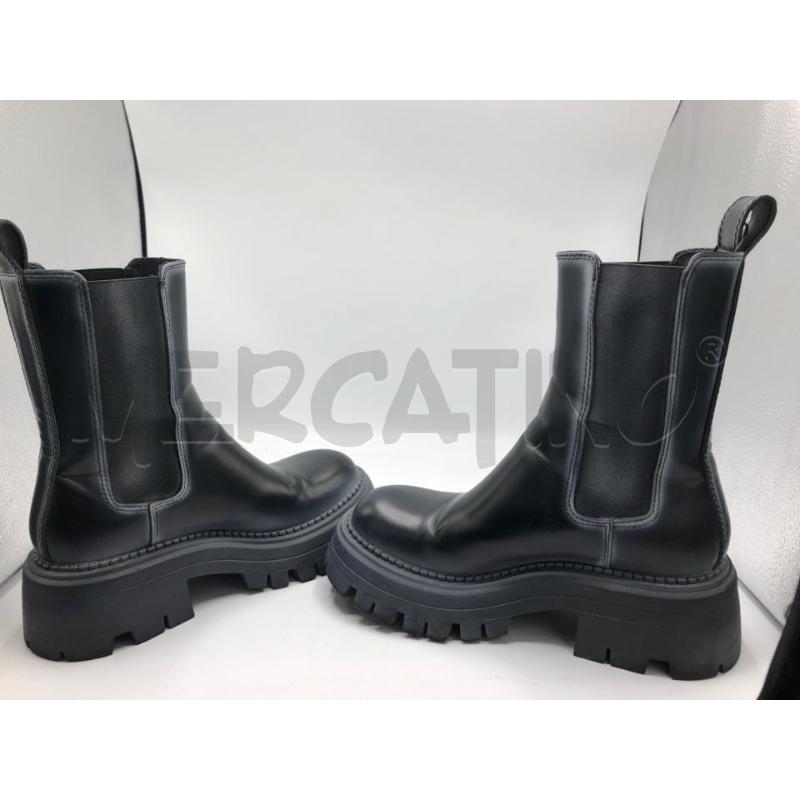 STIVALETTI DONNA NERI FUMÈ BIANCO 40 ZARA  | Mercatino dell'Usato Avellino 3