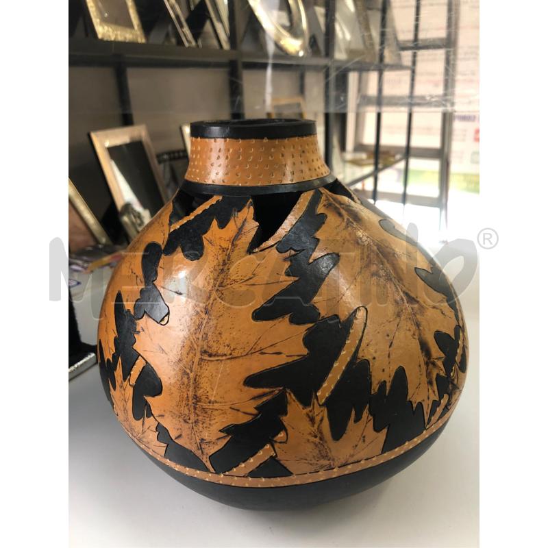 VASO IN PLASTICA MARRONE E NERO  | Mercatino dell'Usato Avellino 1