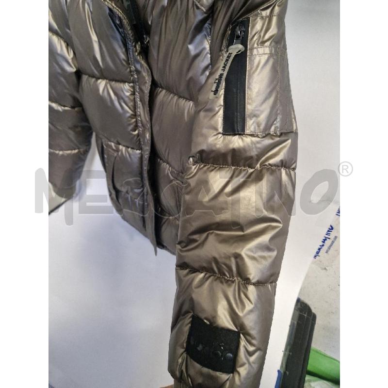 GIUBBOTTO BAMBINO ORO DIADORA | Mercatino dell'Usato Bisceglie 2