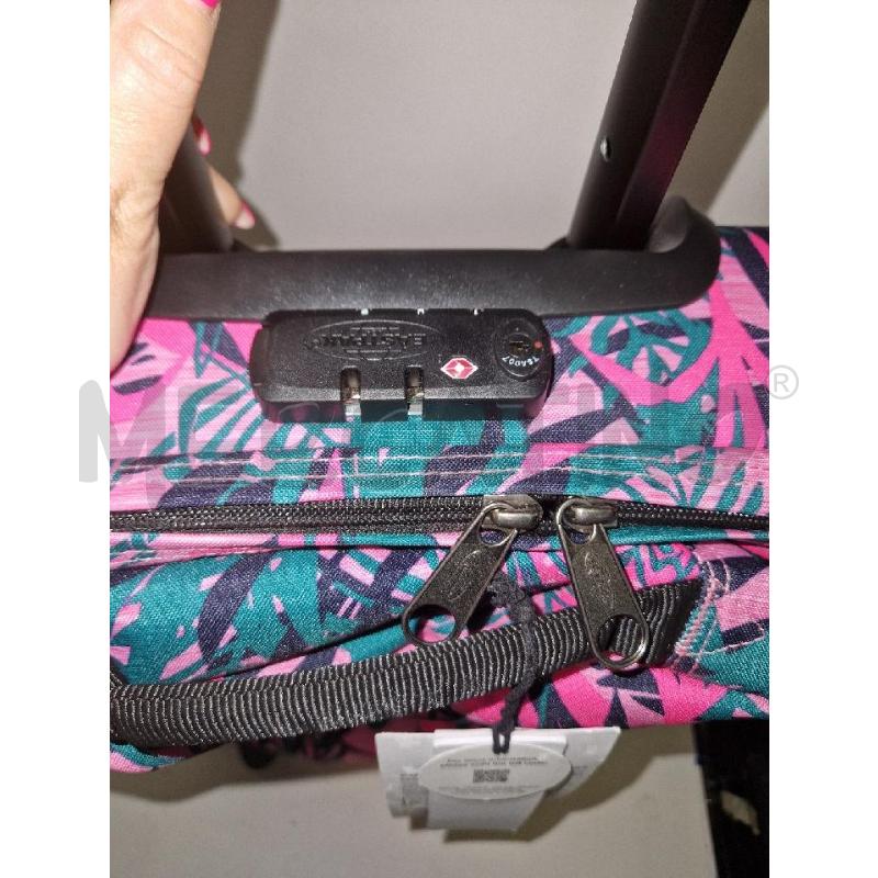 TROLLEY RS FOGLIE EASTPAK | Mercatino dell'Usato Bisceglie 2