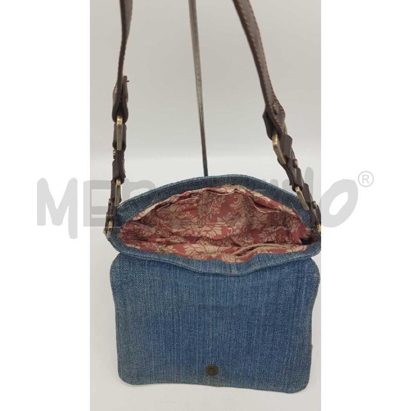 BORSA D GUESS JEANS CHIARO SCRITTA STRASS | Mercatino dell'Usato Putignano 4