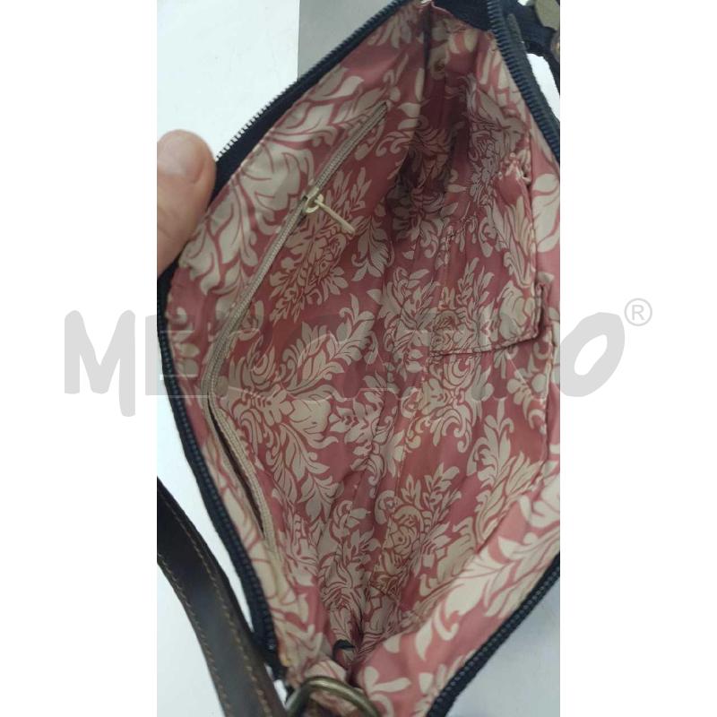 BORSA D GUESS JEANS SCURO MANICO CORTO SCRITTA STRASS | Mercatino dell'Usato Putignano 4