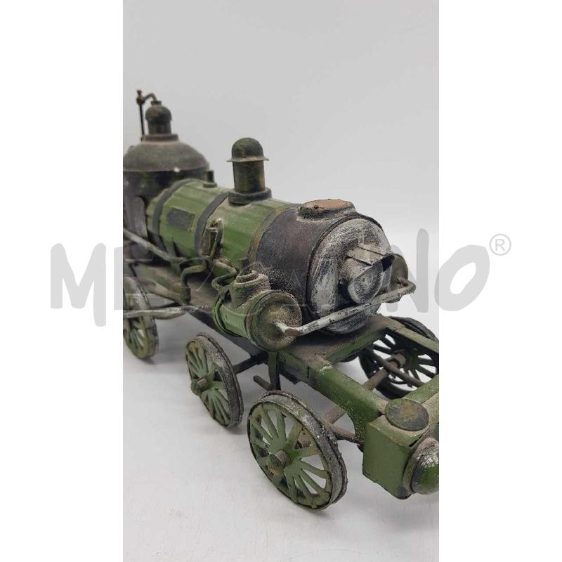 LOCOMOTIVA METALLO VERDE CON CARROZZA | Mercatino dell'Usato Putignano 3
