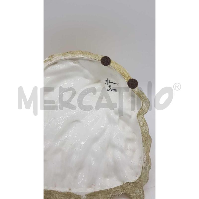STATUA DONNA SEDUTA VESTITO GIALLO CERAMICA NOVE  | Mercatino dell'Usato Putignano 5