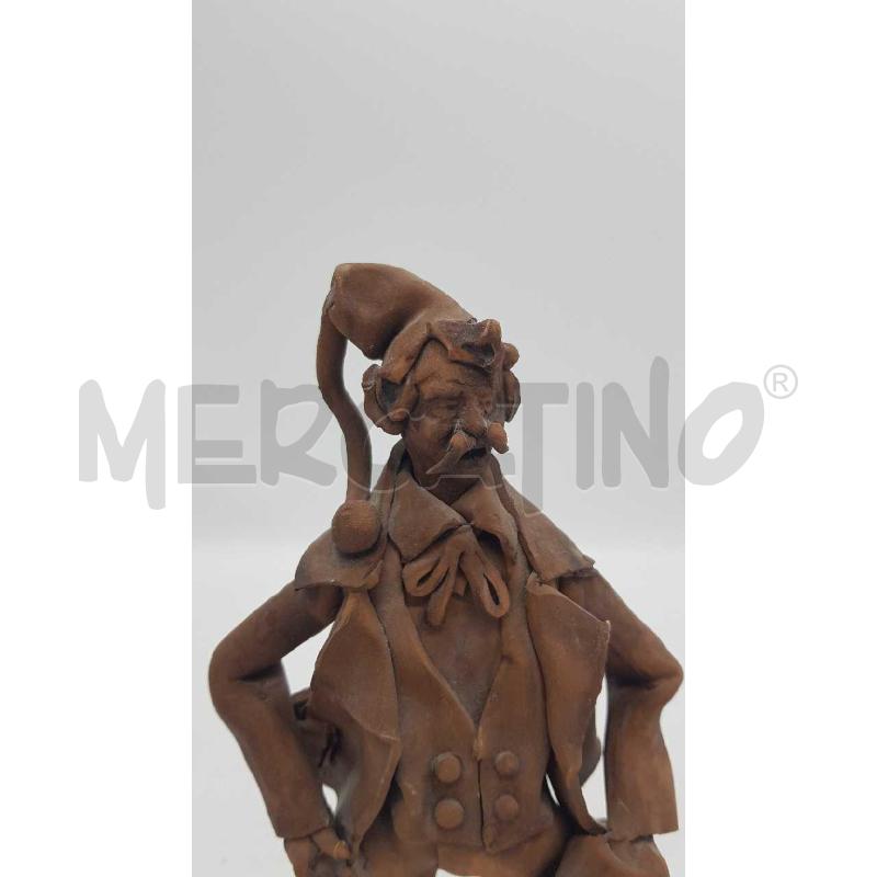 STATUA IN TERRACOTTA ANZIANO CON BAFFI E CAPPELLO | Mercatino dell'Usato Putignano 4