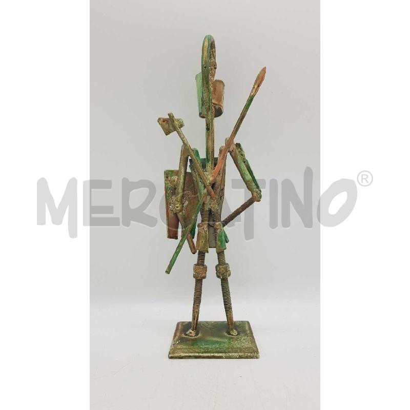STATUETTA IN FERRO SOLDATO SCUDO ARMI | Mercatino dell'Usato Putignano 3
