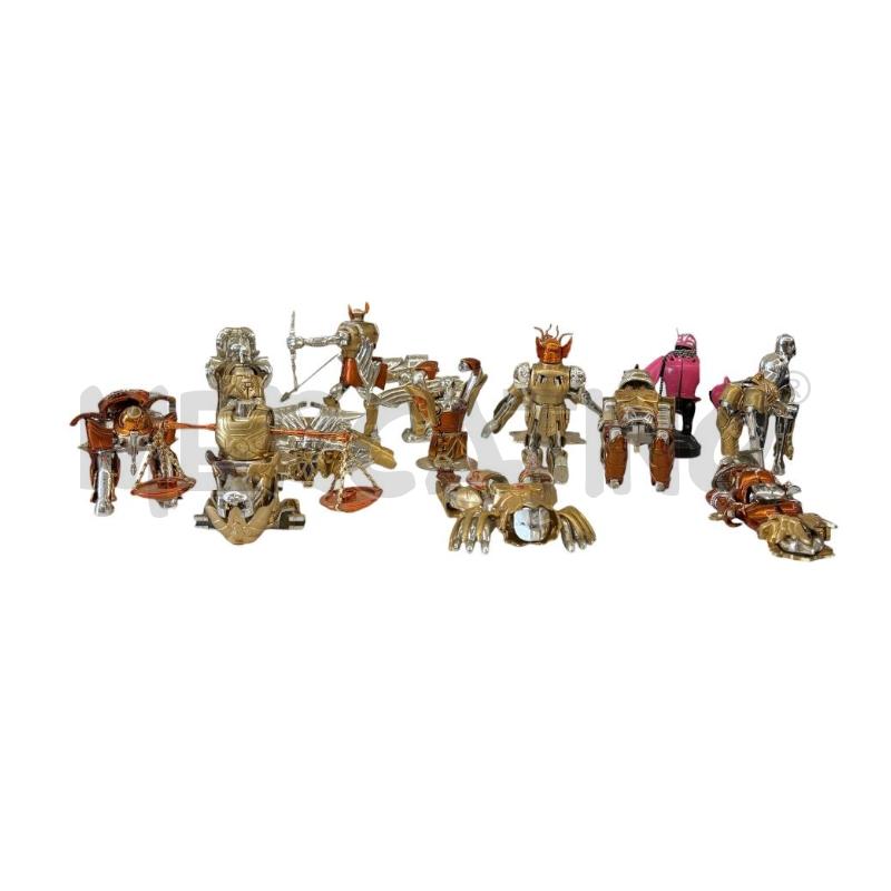 COLLEZIONE CAVALIERI DELLO ZODIACO CON ACCESSORI  | Mercatino dell'Usato Molfetta 2