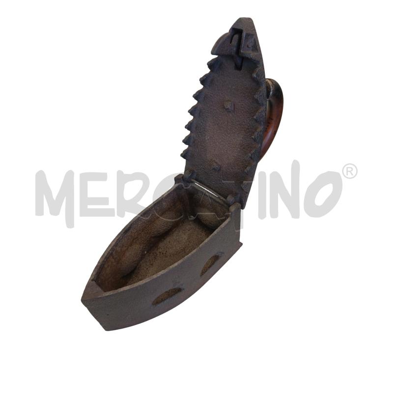 FERRO DA STIRO D'EPOCA MANICO LEGNO CURVO  | Mercatino dell'Usato Molfetta 3