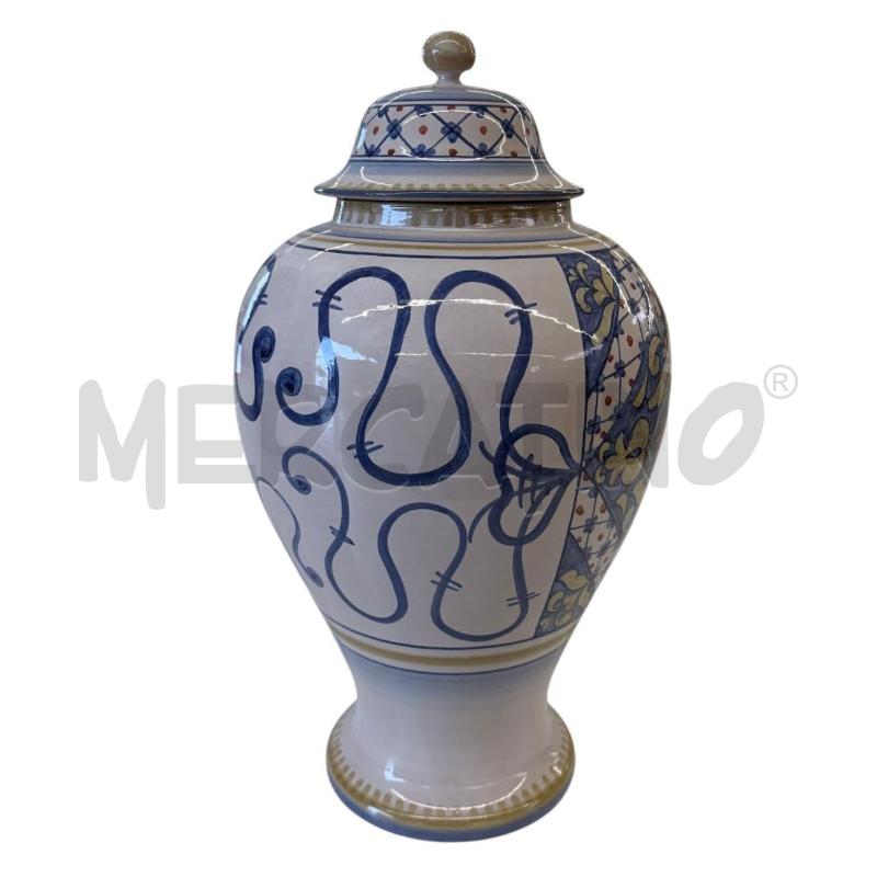 VASO CON COPERCHIO DERUTA DONNA SDRAIATA  | Mercatino dell'Usato Molfetta 3
