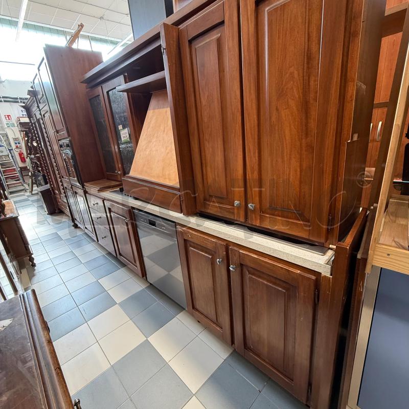 CUCINA LEGNO MASSELLO CON ELETTRODOMESTICI | Mercatino dell'Usato Sandigliano 2