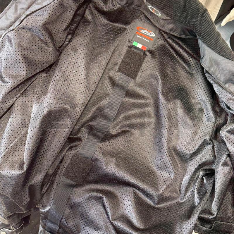 GIACCA U.L SPIDI NERA CON STRISCE BEIGE VERDINO | Mercatino dell'Usato Sandigliano 4