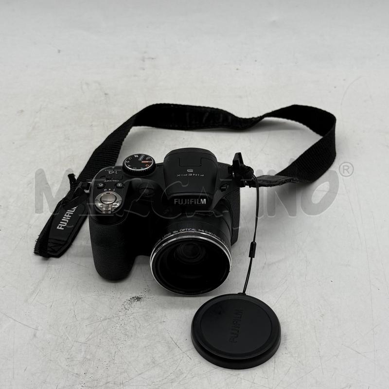 MACCHINA FOTOGRAFICA FUJIFILM FINEPIX S | Mercatino dell'Usato Sandigliano 1
