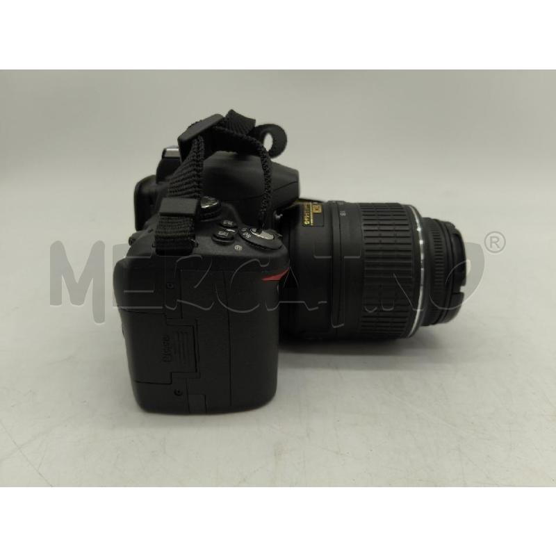 MACCHINA FOTOGRAFICA NIKON D3000 | Mercatino dell'Usato Sandigliano 3