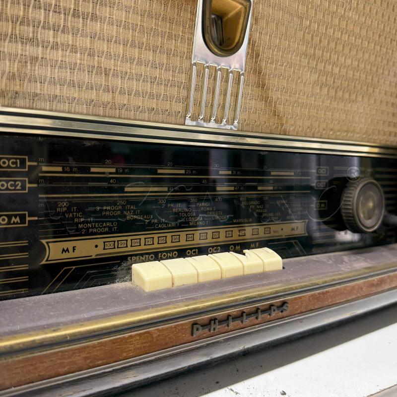 RADIO PHILIPS BI561A DA TESTARE | Mercatino dell'Usato Sandigliano 4