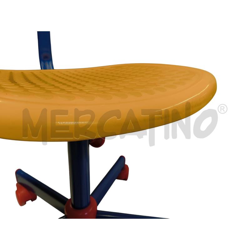 SEDIA GIREVOLE MEMPHIS MILANO DESIGN HAGBERG | Mercatino dell'Usato Sandigliano 5