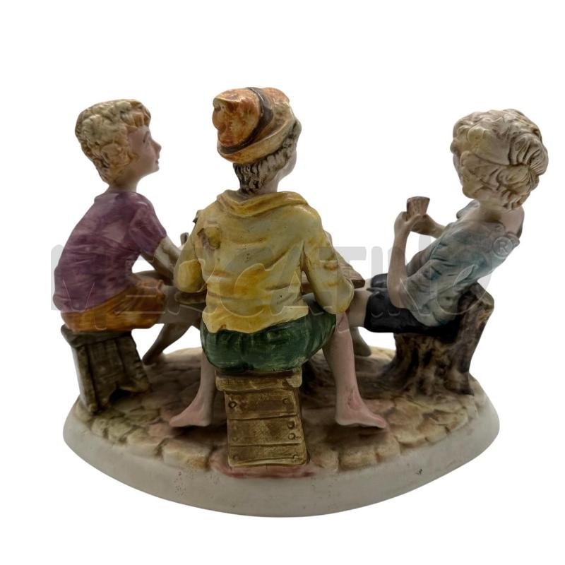 STATUA CAPODIMONTE RAGAZZI CARTE | Mercatino dell'Usato Sandigliano 4