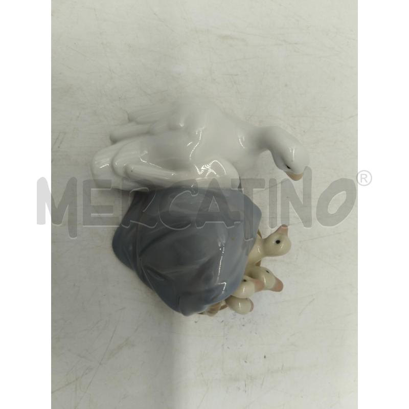 STATUINA LLADRO OCHETTE  | Mercatino dell'Usato Sandigliano 3