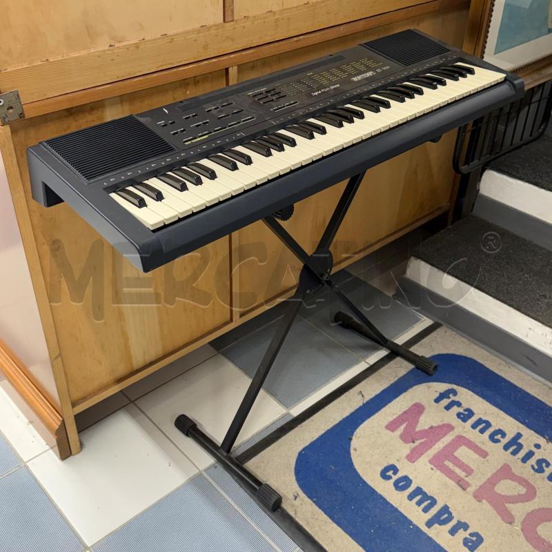 TASTIERA MUSICALE BONTEMPI BT909 CON CAVALLETTO | Mercatino dell'Usato Sandigliano 1