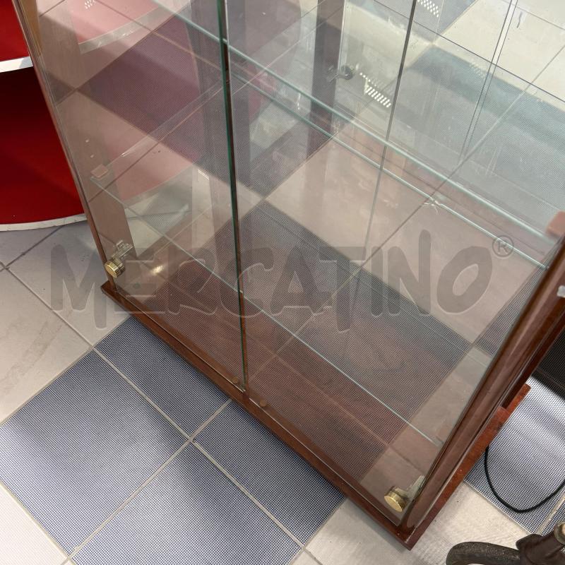 VETRINA 2 ANTE  | Mercatino dell'Usato Sandigliano 4