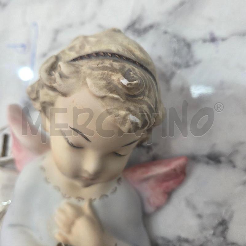 ANGIOLETTO CER DA PARETE VESTITO BIANCO CON LUCINA DIFETTO MANO | Mercatino dell'Usato Benevento 2