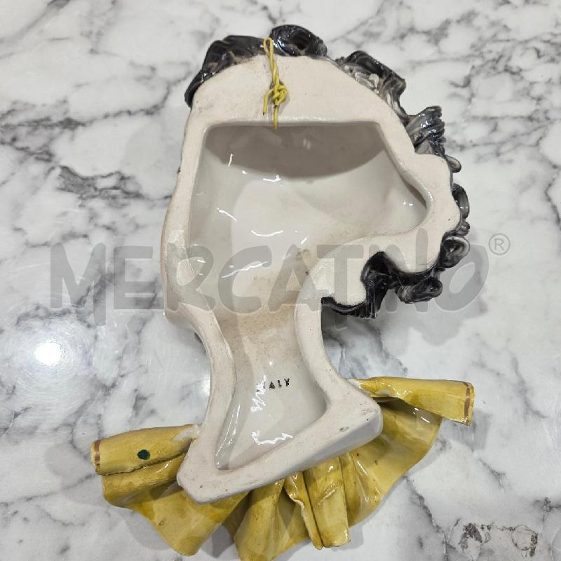 APPENDINO VOLTO DONNA CER CAPELLI NERI BUSTO GIALLO  | Mercatino dell'Usato Benevento 3
