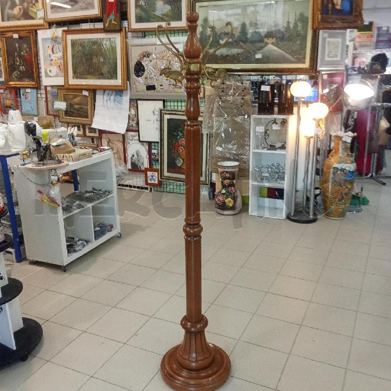 APPENDI ABITI MARRONI INS GANCI DORATI  | Mercatino dell'Usato Benevento 1