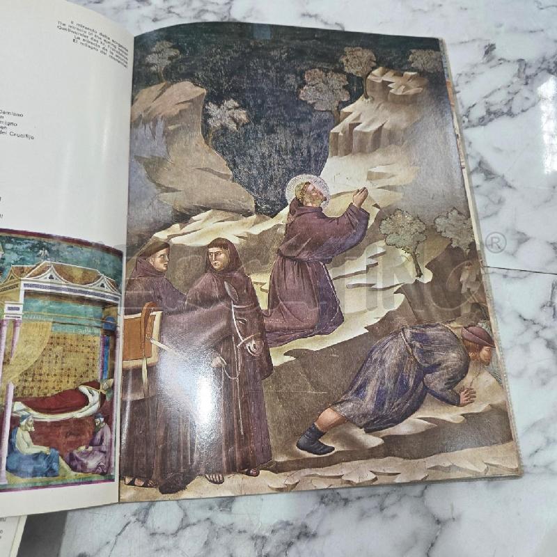 ASSISI  | Mercatino dell'Usato Benevento 3