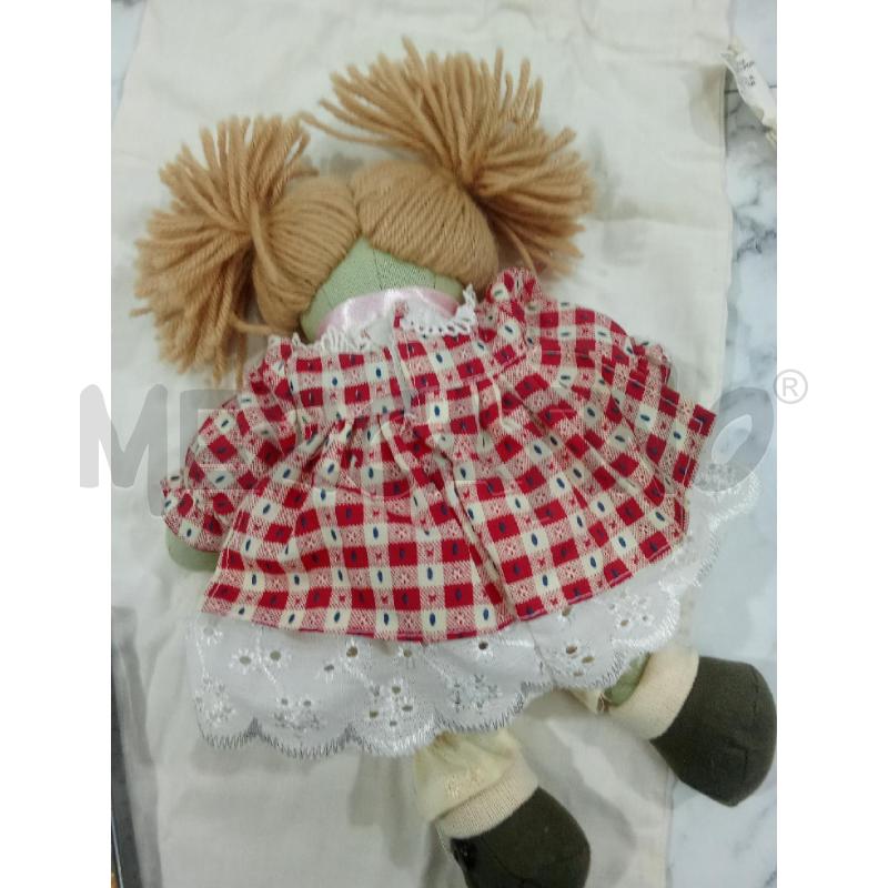 BAMBOLA VESTITINO ROSSO CAPELLI BIONDI+CASSETTA+SACCA MY DOLL | Mercatino dell'Usato Benevento 3