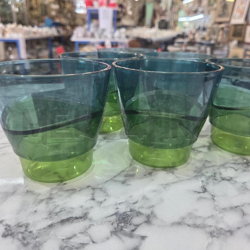BICCHIERI PZ. PLASTICA TUPPERWARE VERDI GRUPPO | Mercatino dell'Usato Benevento 2