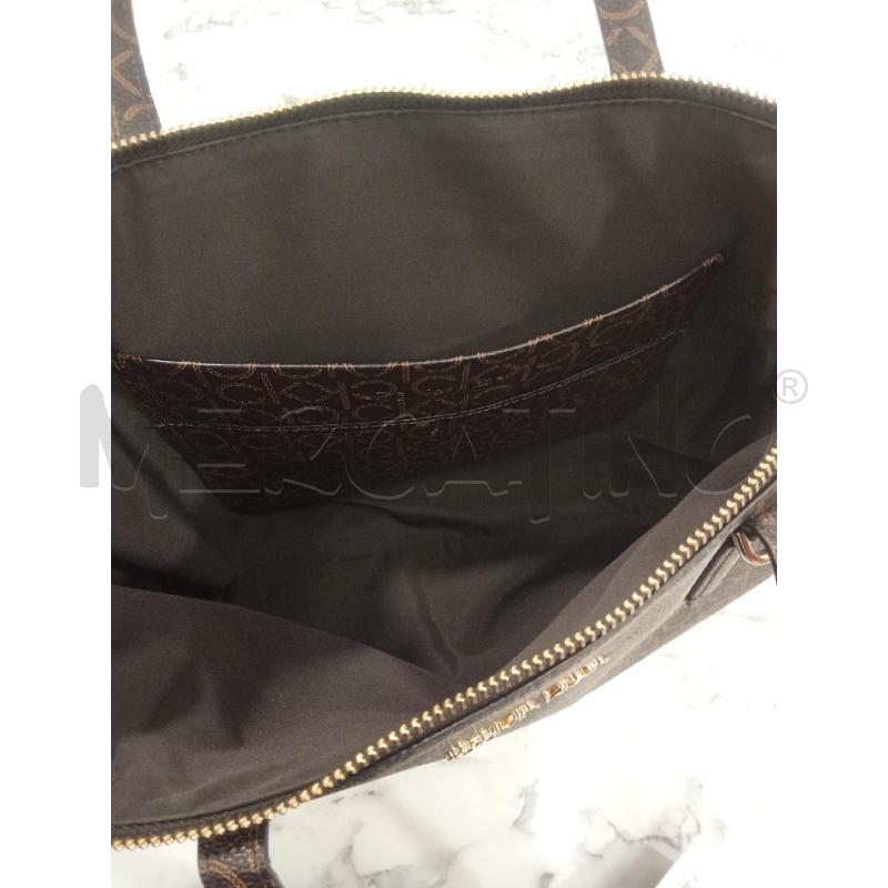 BORSA DONNA MARRONE CALVIN KLEIN MEDIA LOGATA  | Mercatino dell'Usato Benevento 3
