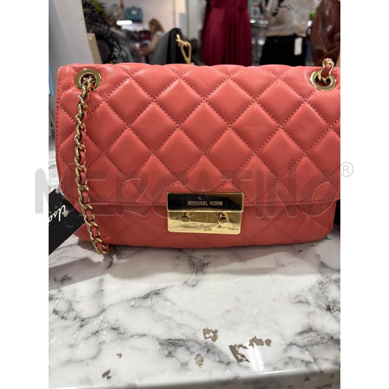 BORSA DONNA MICHAEL KORS ROSA PESCA TRAPUNTATA INSERTO DORATO | Mercatino dell'Usato Benevento 1