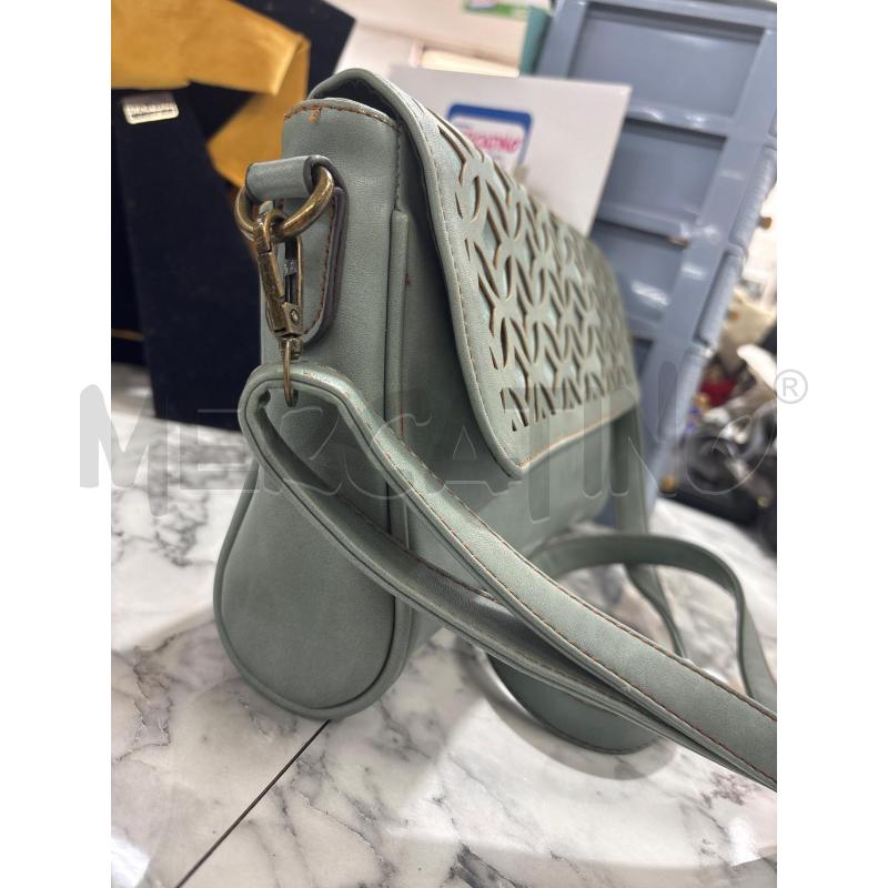 BORSETTA DONNA RETTANGOLARE VERDE PATTA TANTREND | Mercatino dell'Usato Benevento 2