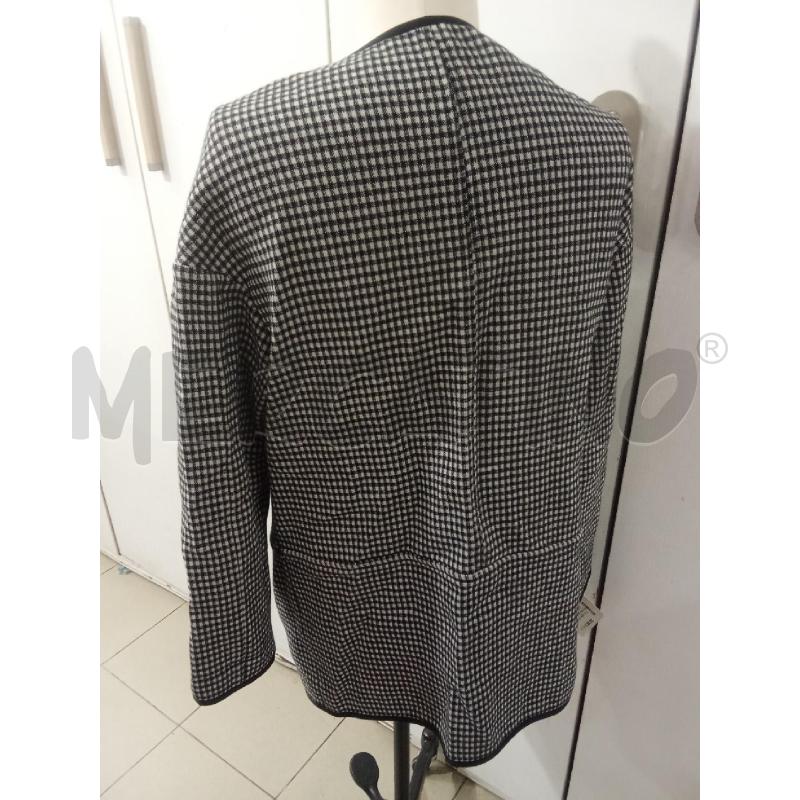 CAPPOTTO DONNA PENNYBLACK BIANCO NERO INTERNO ARANCIONE ZIP CENTRALE | Mercatino dell'Usato Benevento 3
