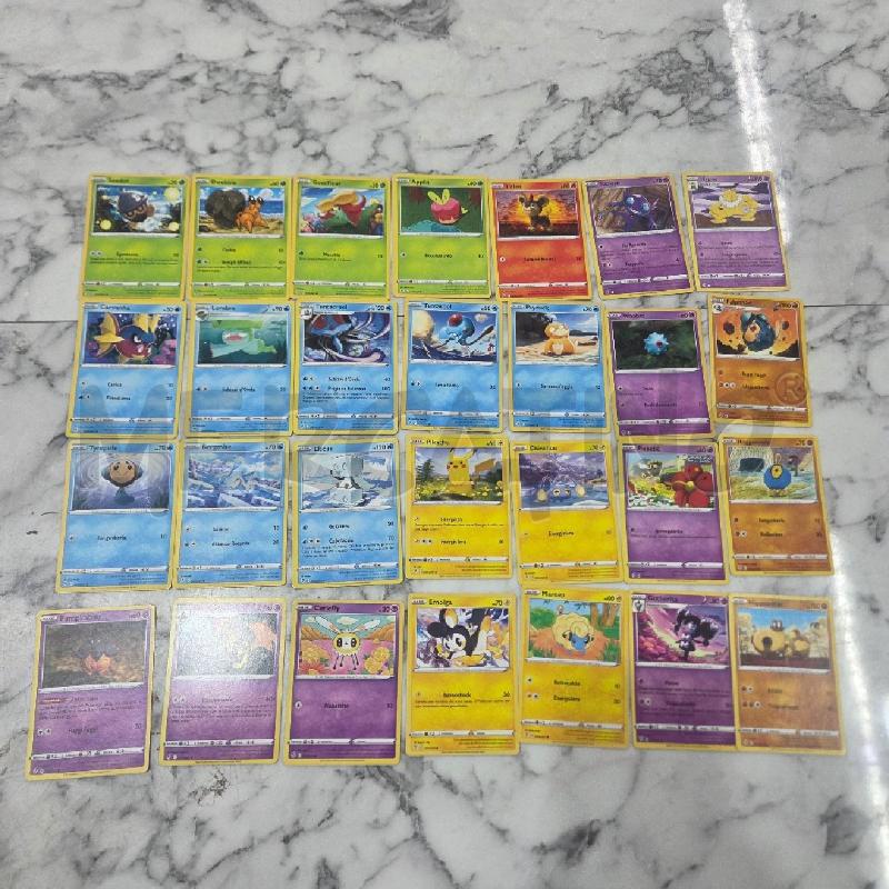 CARTE DA GIOCO POKEMON AVOLUZIONE ETEREE | Mercatino dell'Usato Benevento 1