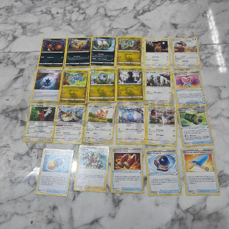 CARTE DA GIOCO POKEMON AVOLUZIONE ETEREE | Mercatino dell'Usato Benevento 2