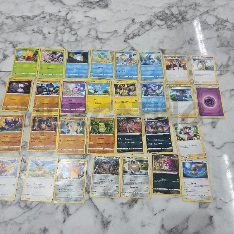 CARTE DA GIOCO POKEMON COLPO FUSIONE | Mercatino dell'Usato Benevento 1