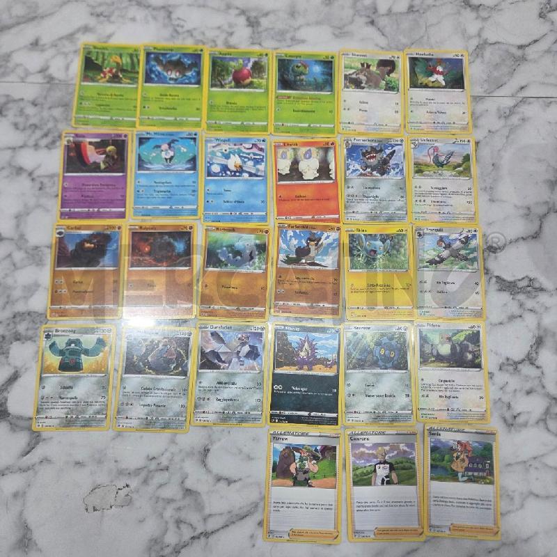 CARTE DA GIOCO POKEMON FRAGORE RIBELLE | Mercatino dell'Usato Benevento 1
