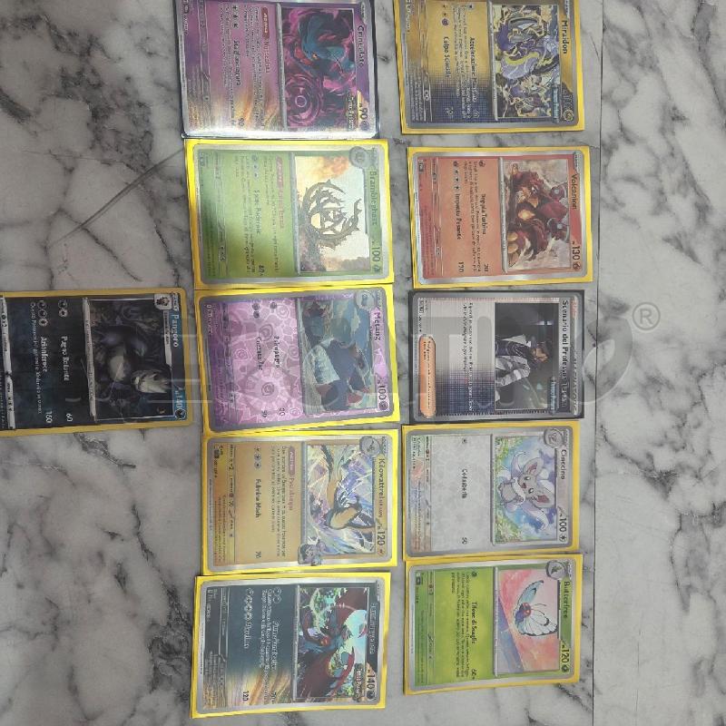 CARTE DA GIOCO POKEMON GRUPPO | Mercatino dell'Usato Benevento 2