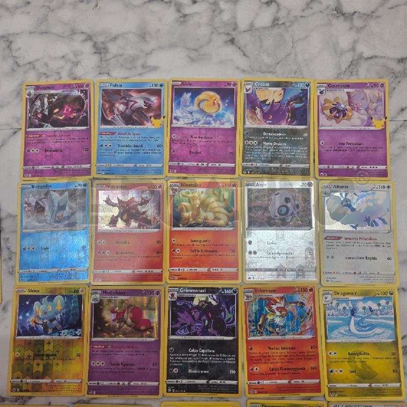 CARTE DA GIOCO POKEMON GRUPPO | Mercatino dell'Usato Benevento 2