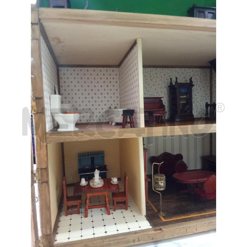 CASA BAMBOLE LEGNO +ACCESSORI | Mercatino dell'Usato Benevento 4