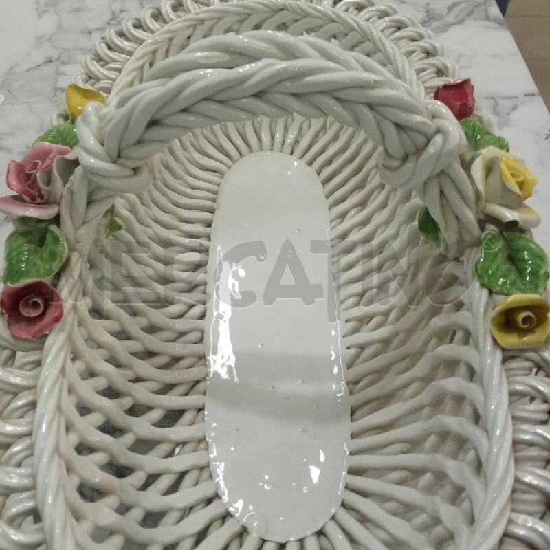 CESTINO CERAMICA BIANCO INTRECCIATO FIORELLINI | Mercatino dell'Usato Benevento 2