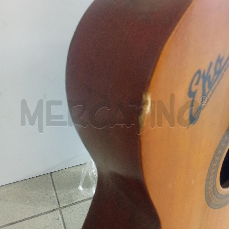 CHITARRA MARRONE EKO FIESTA DIFETTI | Mercatino dell'Usato Benevento 3