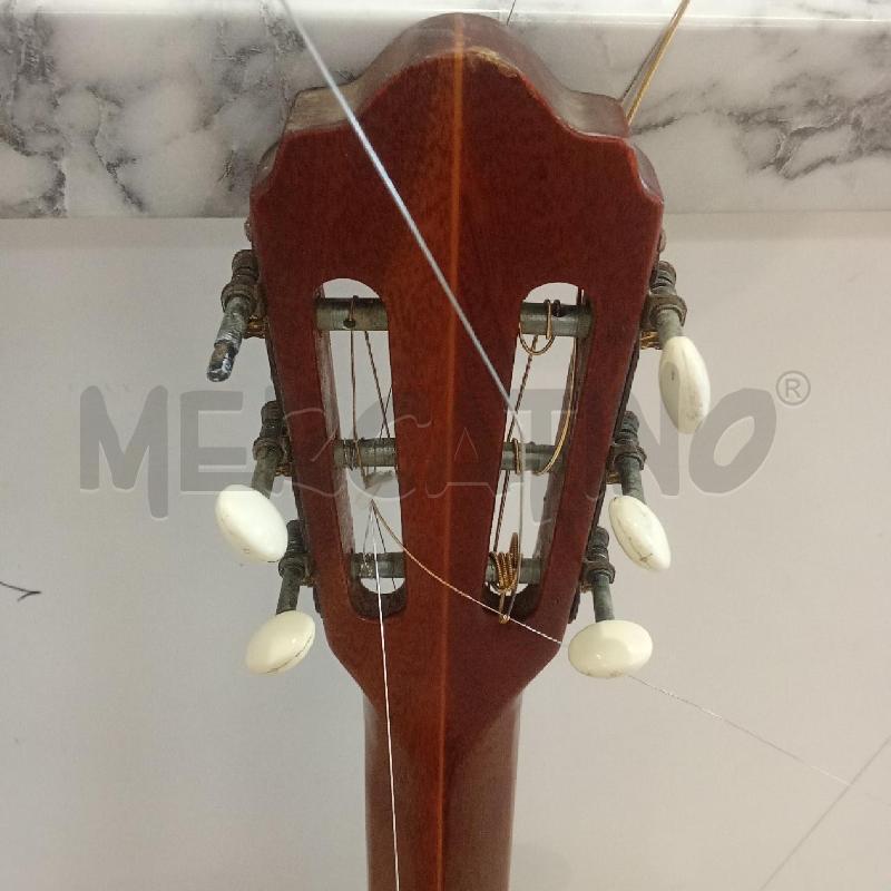 CHITARRA MARRONE EKO FIESTA DIFETTI | Mercatino dell'Usato Benevento 5
