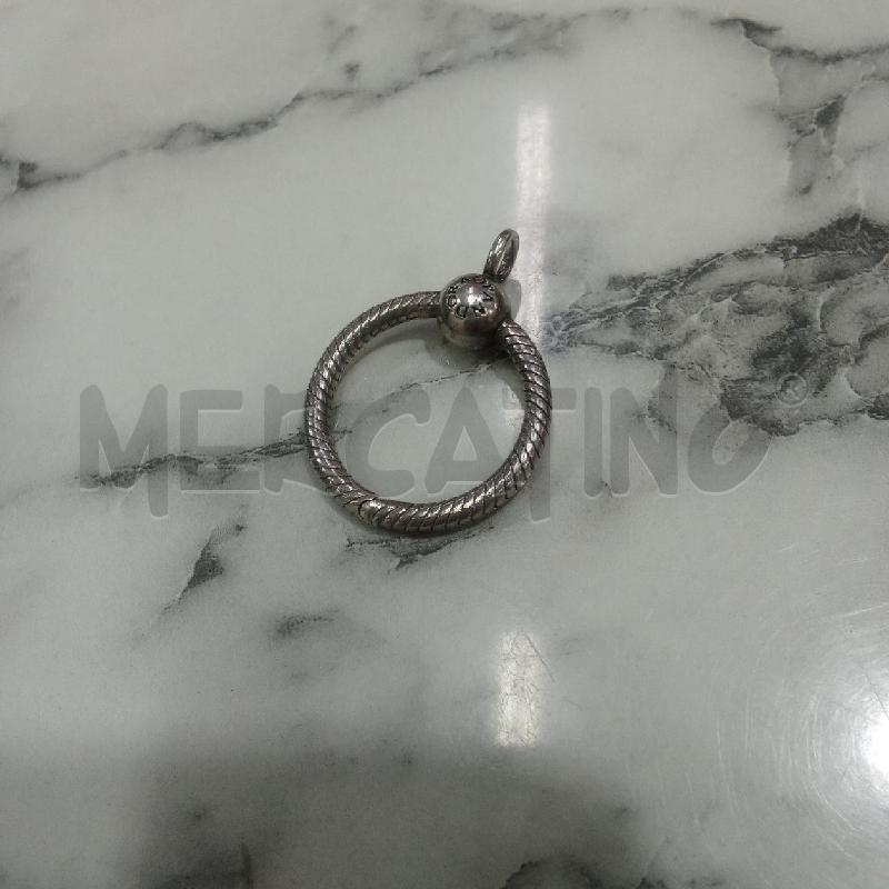 CIONDOLO GRIGIO CERCHIO PANDORA  | Mercatino dell'Usato Benevento 1
