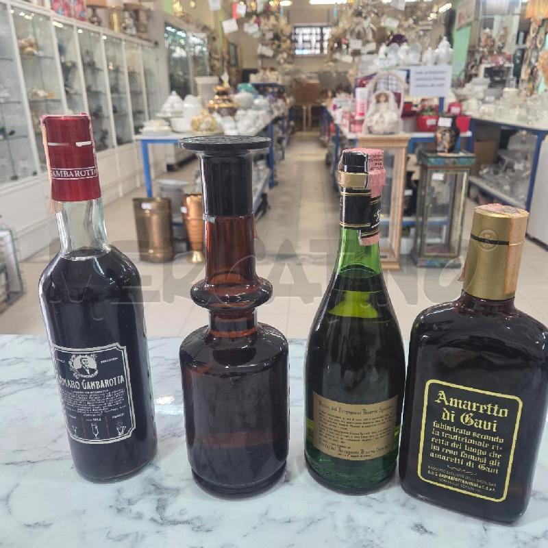 COFANETTO BOTTIGLIE VARIE | Mercatino dell'Usato Benevento 3