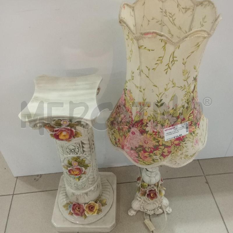 COLONNA CER BIANCA CON FIORI+LAMPADA DIFETTI | Mercatino dell'Usato Benevento 2