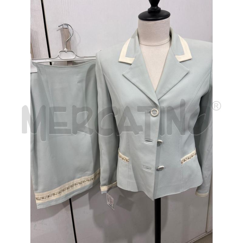 COMPLETO DONNA AZZURRO INS BIANCO GONNA + GIACCA TRE BOTTONI | Mercatino dell'Usato Benevento 1