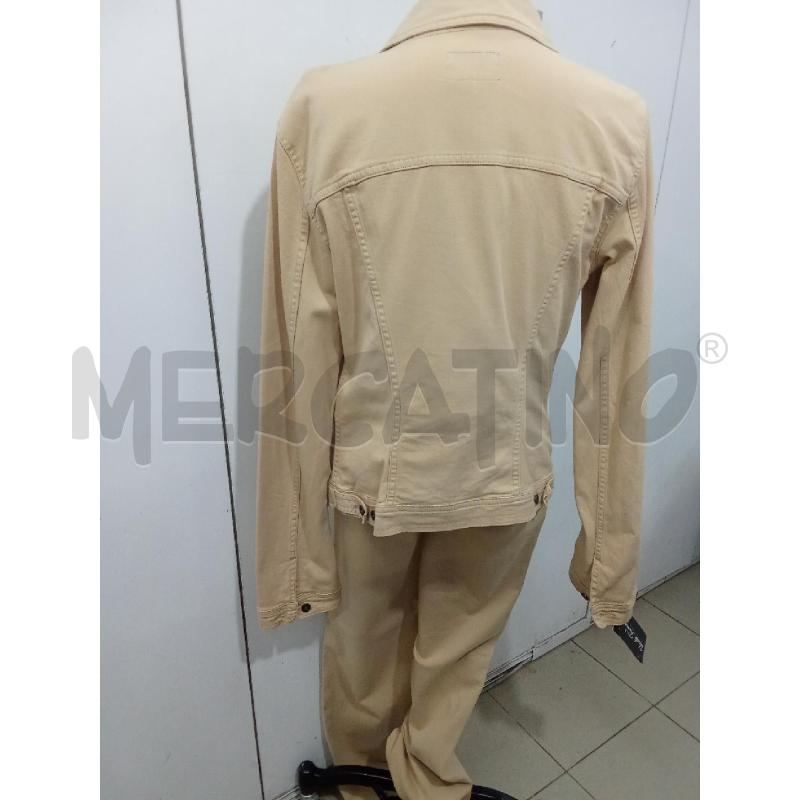 COMPLETO DONNA BEIGE PANTALONE+GIUBBINO D&G | Mercatino dell'Usato Benevento 4