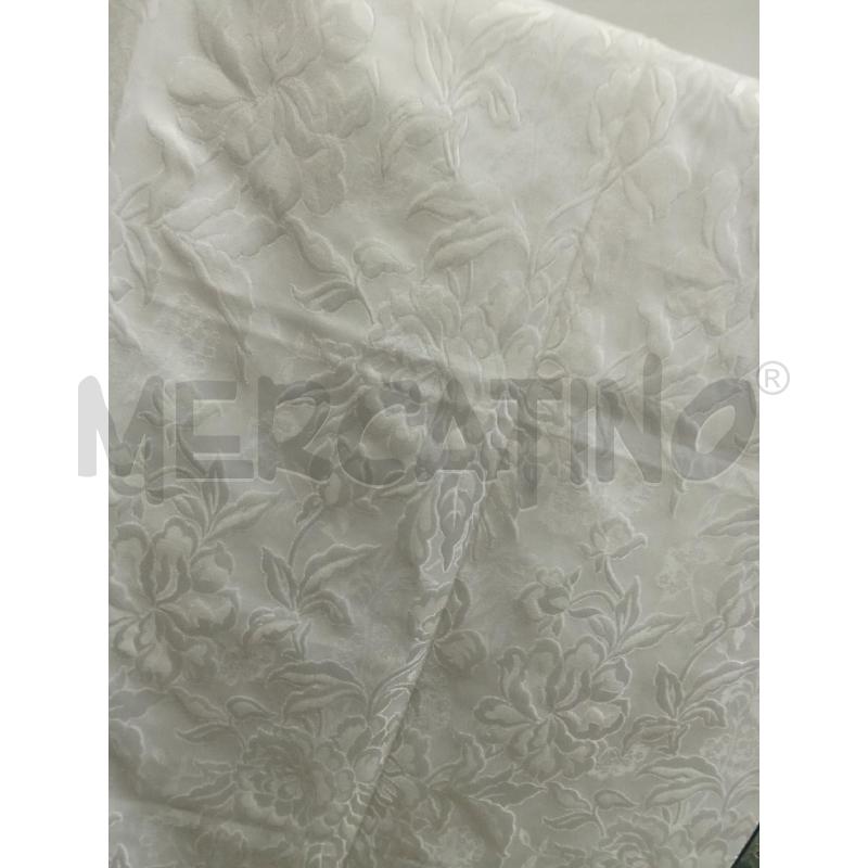 COPRI LETTO BIANCO MATRIMONIALE FIORI TONO SU TONO IN RILIEVO | Mercatino dell'Usato Benevento 3